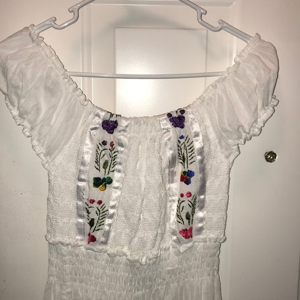 Hispanic dress